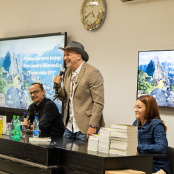 esmeralda 973 2023 12