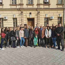 image 0 02 04 536bc585e33c53681a58152db2799298f46e7885bda1fe3092e42d5140660983 V