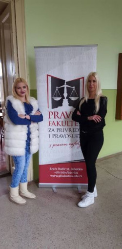 image 0 02 04 7ad3df228985b4b132defa389309fd29bf3446fd9bd08c2d4df91b48ebb05651 V