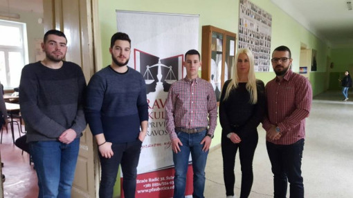 image 0 02 04 8b08e10f5b6aed8e61aabb3181c25cfd5d36cbbab4d31d0198603af15420acd9 V