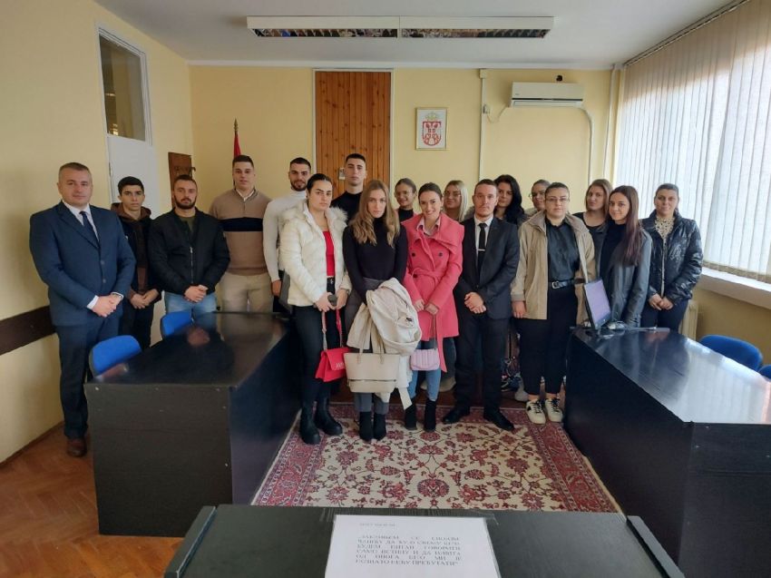 STUDENTSKA POSETA OSNOVNOM SUDU U ŠIDU
